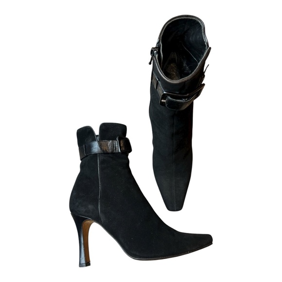 Jimmy Choo authentic Suede Leather Buckle Ankle Heel Black Boots SZ 35.5/ US 5.5 - Picture 3 of 10